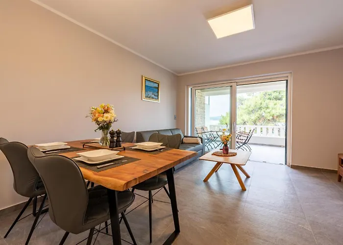 Lovely In 아파트 *